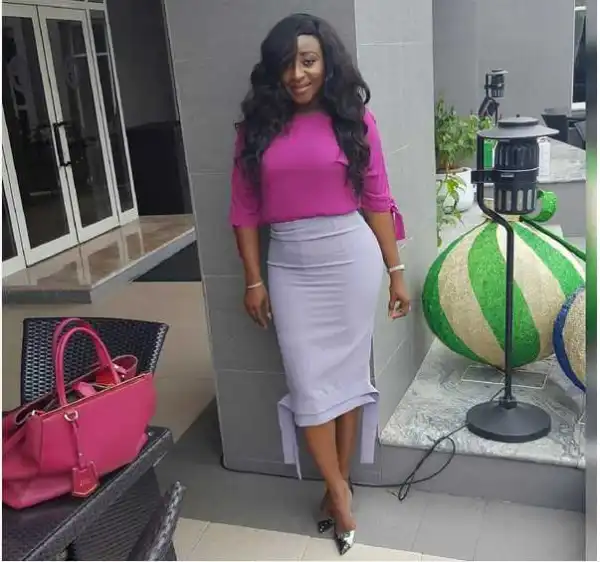 Nollywood Actress, Ini Edo Stuns In Christmas Photo